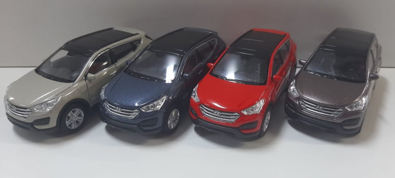 Mini 1/32 Hyundai Santa Fe - Miniatura Escala 1/32