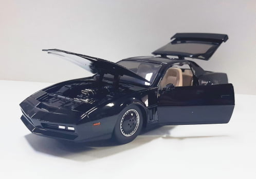 Miniatura KITT Pontiac de Ferro Super Máquina Escala 1/24