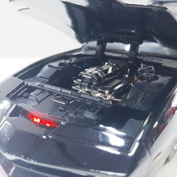 Miniatura KITT Pontiac de Ferro Super Máquina Escala 1/24