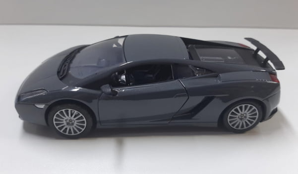 Mini 1/24 Lamborghini Gallardo Superleggera - Miniatura Escala 1/24