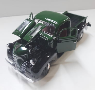 Mini 1/24 Plymouth 1941 Truck Chrysler - Miniatura Escala 1/24