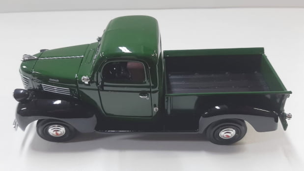 Mini 1/24 Plymouth 1941 Truck Chrysler - Miniatura Escala 1/24