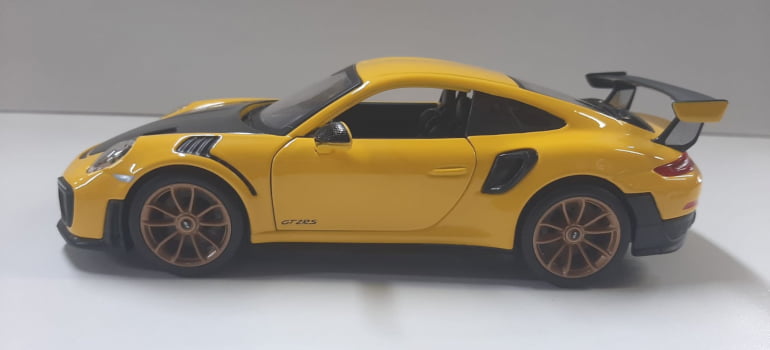 Mini 1/24 Porsche 911 GT2 RS - Miniatura Escala 1/24